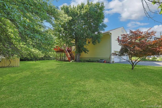 635 Gilbert Avenue, Pearl River, NY 10965