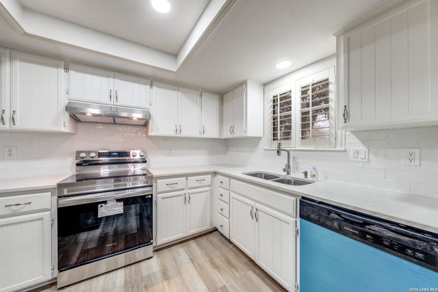 6415 Edinborough, San Antonio, TX 78238