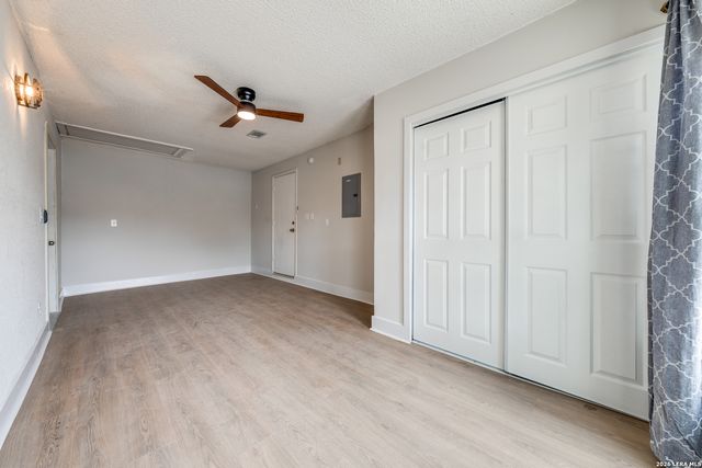 6415 Edinborough, San Antonio, TX 78238