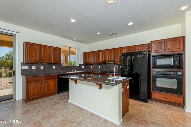 20127 N HORSE TRAIL Drive, Surprise, AZ 85374