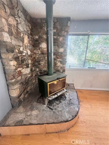 25286 North, Twin Peaks, CA 92391