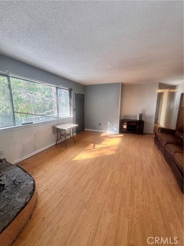 25286 North, Twin Peaks, CA 92391