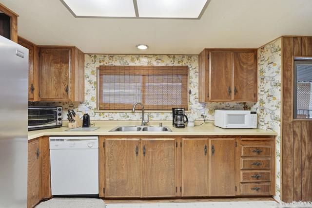 2130 Sunset Drive SPC 94, Vista, CA 92081