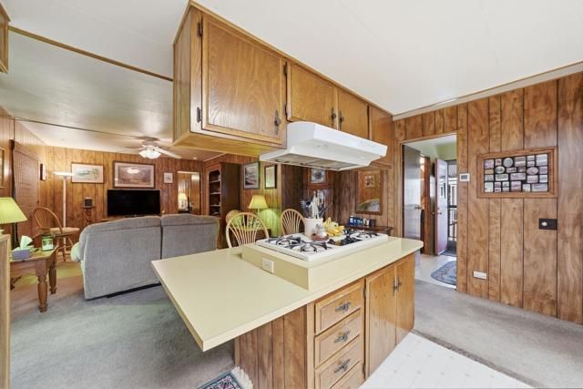 2130 Sunset Drive SPC 94, Vista, CA 92081