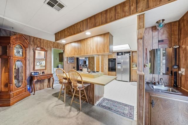 2130 Sunset Drive SPC 94, Vista, CA 92081