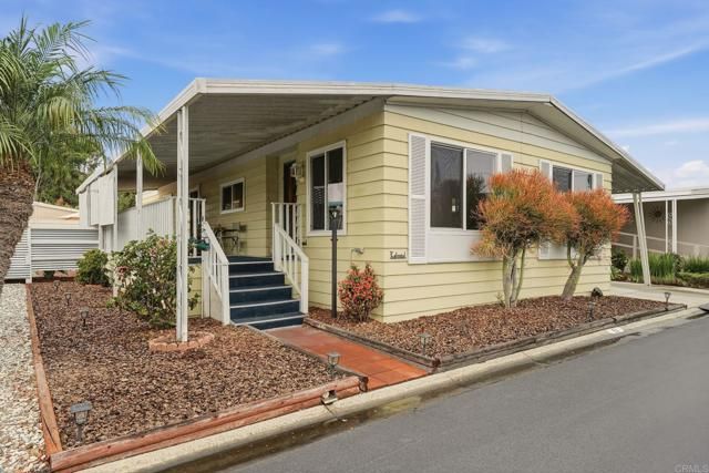 2130 Sunset Drive SPC 94, Vista, CA 92081