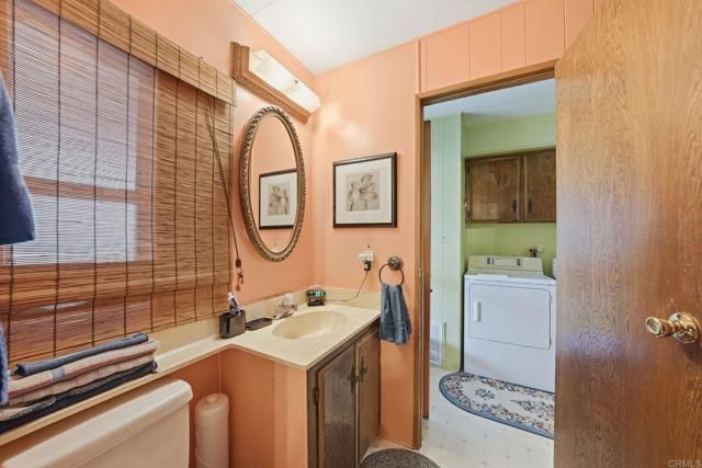 2130 Sunset Drive SPC 94, Vista, CA 92081