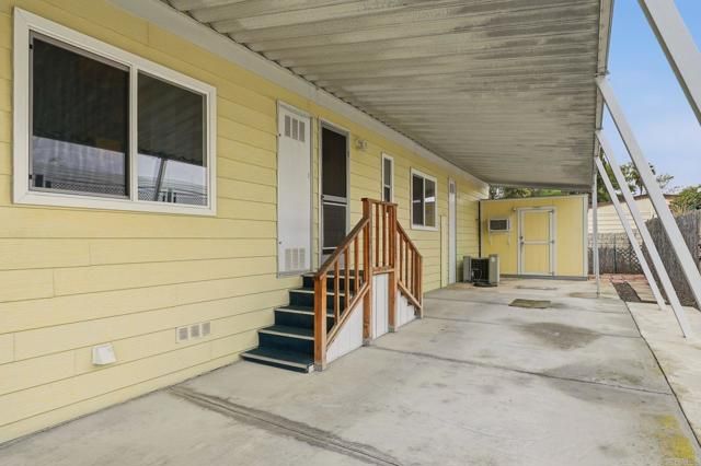 2130 Sunset Drive SPC 94, Vista, CA 92081