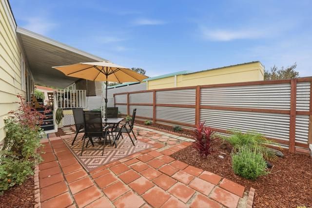 2130 Sunset Drive SPC 94, Vista, CA 92081