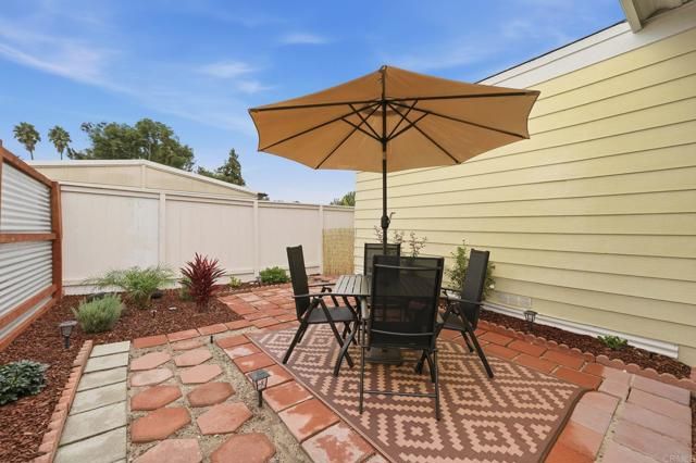 2130 Sunset Drive SPC 94, Vista, CA 92081