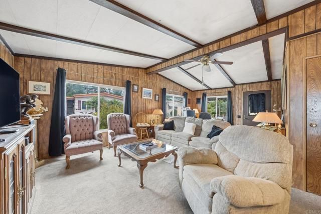 2130 Sunset Drive SPC 94, Vista, CA 92081