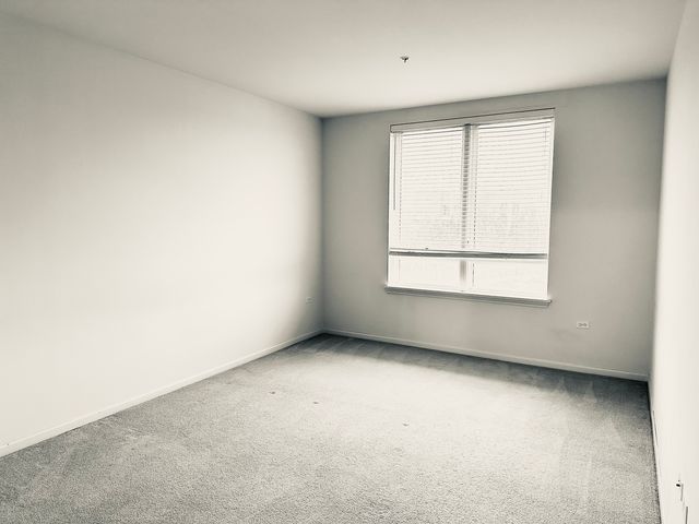 801 Village Center Drive 204, Burr Ridge, IL 60527