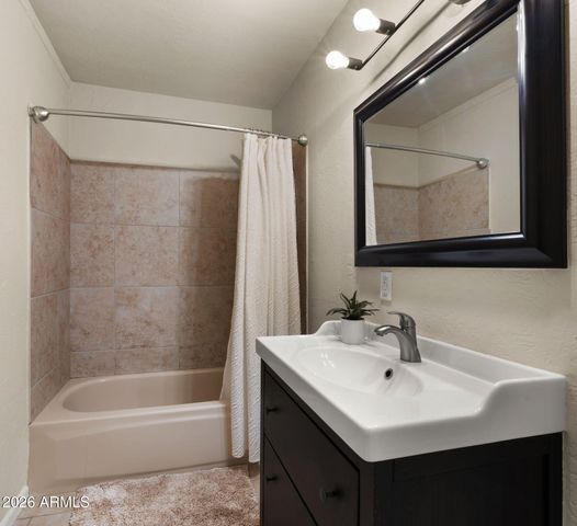 218 W ROMA Avenue, Phoenix, AZ 85013