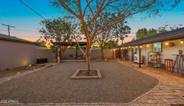 218 W ROMA Avenue, Phoenix, AZ 85013