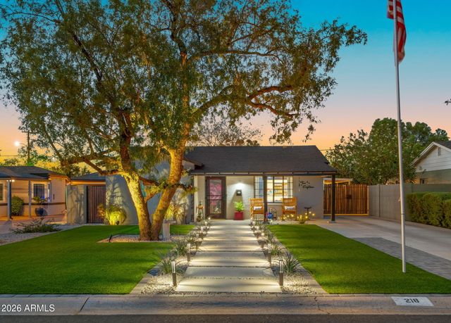 218 W ROMA Avenue, Phoenix, AZ 85013