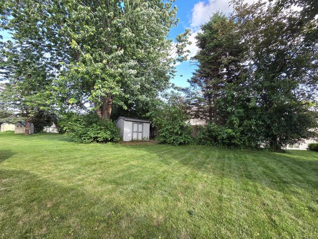 833 W Mohawk TRAIL, De Forest, WI 53532