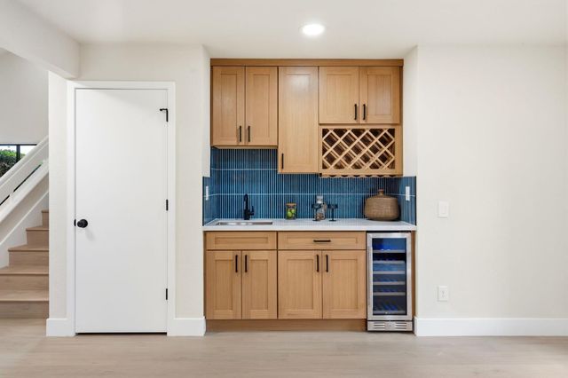 231 Portinao Cir, Sacramento, CA 95831