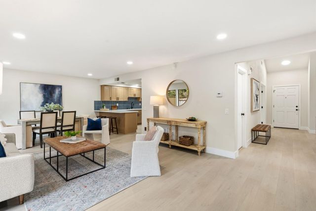 231 Portinao Cir, Sacramento, CA 95831