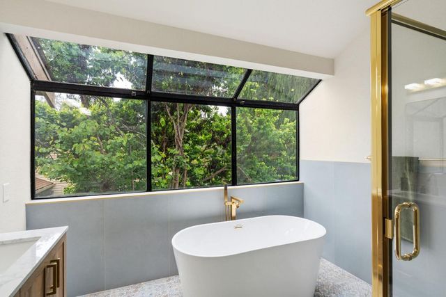 231 Portinao Cir, Sacramento, CA 95831