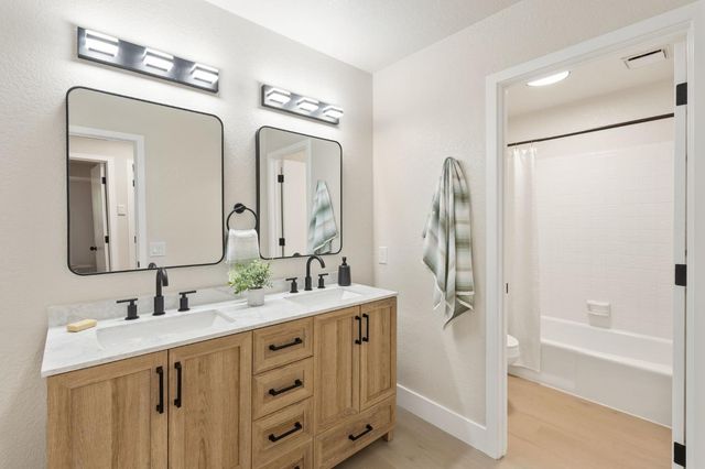 231 Portinao Cir, Sacramento, CA 95831