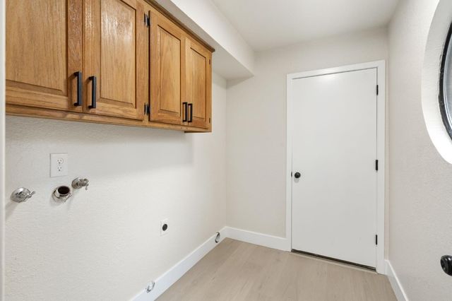 231 Portinao Cir, Sacramento, CA 95831