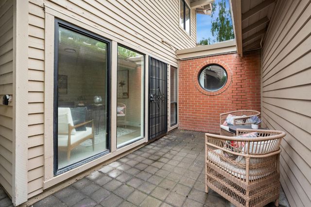 231 Portinao Cir, Sacramento, CA 95831