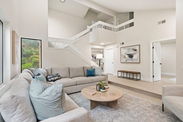 231 Portinao Cir, Sacramento, CA 95831