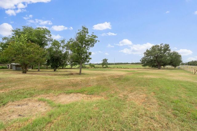 414 Private Road 988, Dublin, TX 76446