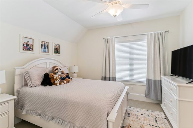 1077 Sinclair Point, St Simons Island, GA 31522