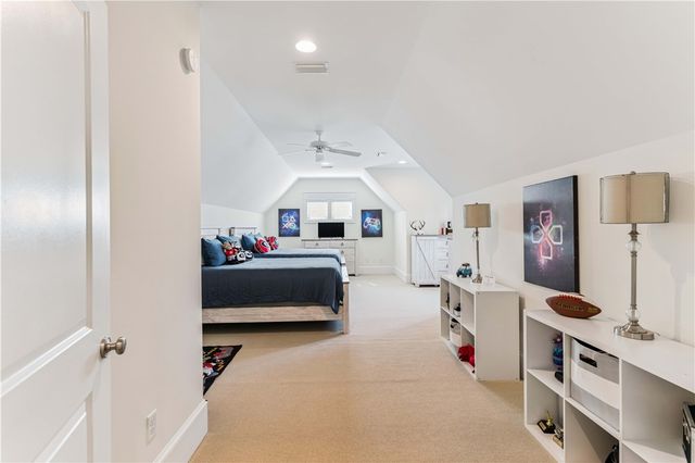 1077 Sinclair Point, St Simons Island, GA 31522