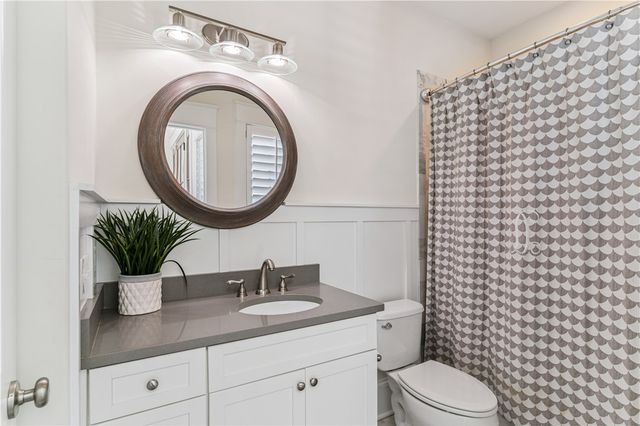 1077 Sinclair Point, St Simons Island, GA 31522