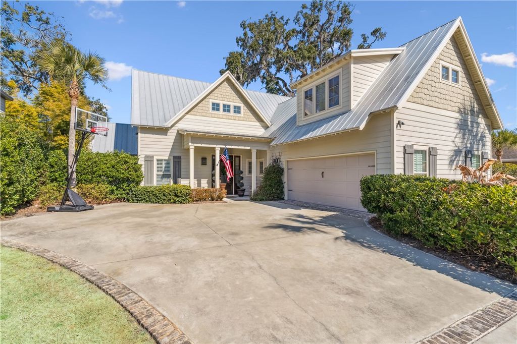 1077 Sinclair Point, St Simons Island, GA 31522