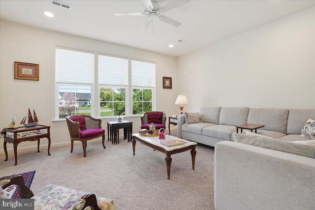 3912 INDEPENDENCE DR, Easton, PA 18045