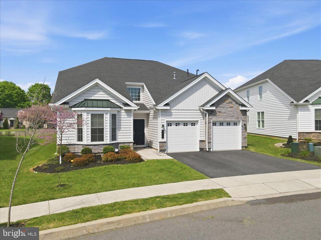 3912 INDEPENDENCE DR, Easton, PA 18045