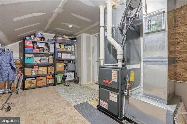 3912 INDEPENDENCE DR, Easton, PA 18045
