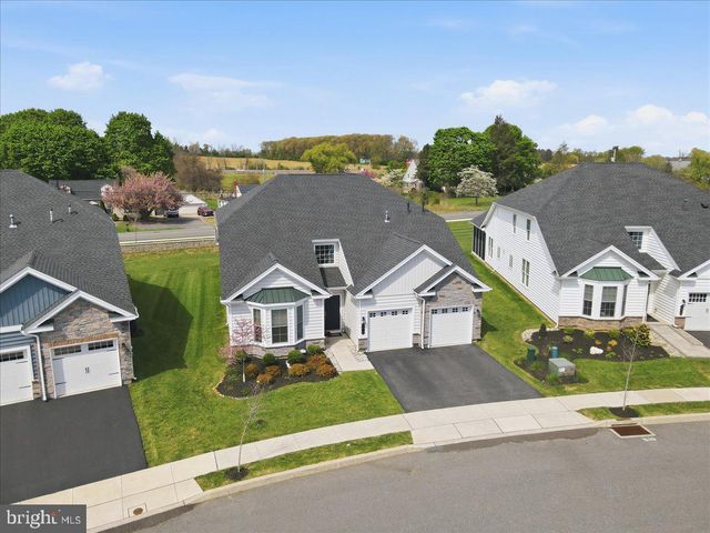 3912 INDEPENDENCE DR, Easton, PA 18045