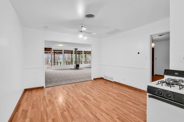 8758 Corinne Dr, Orangevale, CA 95662