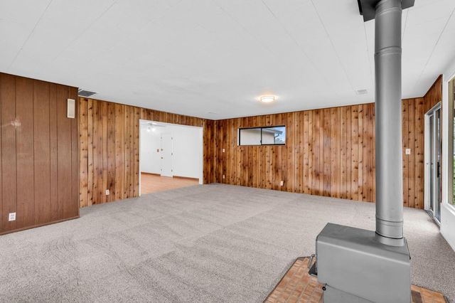 8758 Corinne Dr, Orangevale, CA 95662