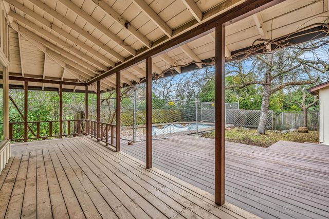 8758 Corinne Dr, Orangevale, CA 95662