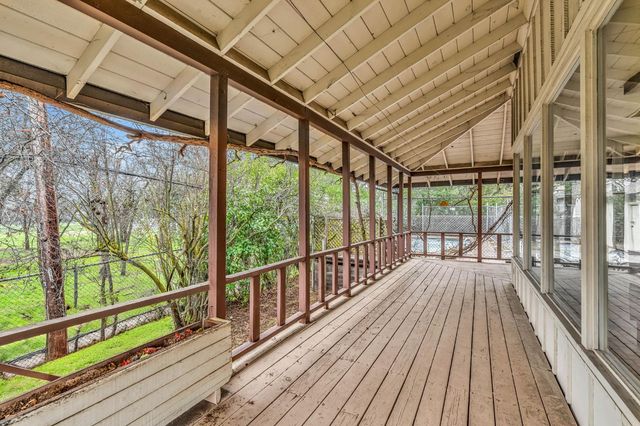 8758 Corinne Dr, Orangevale, CA 95662