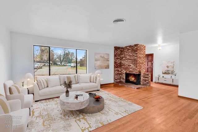 8758 Corinne Dr, Orangevale, CA 95662