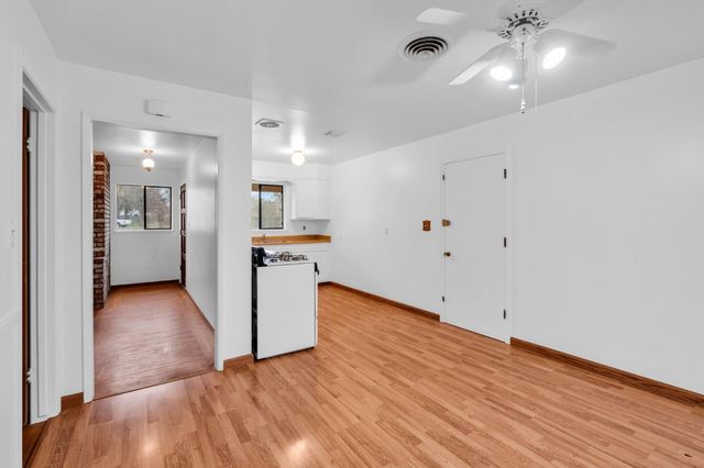 8758 Corinne Dr, Orangevale, CA 95662