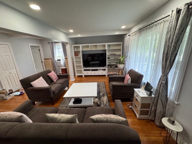 128 Groton Road 1, Chelmsford, MA 01863