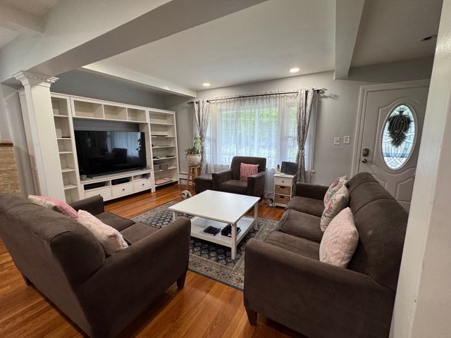 128 Groton Road 1, Chelmsford, MA 01863