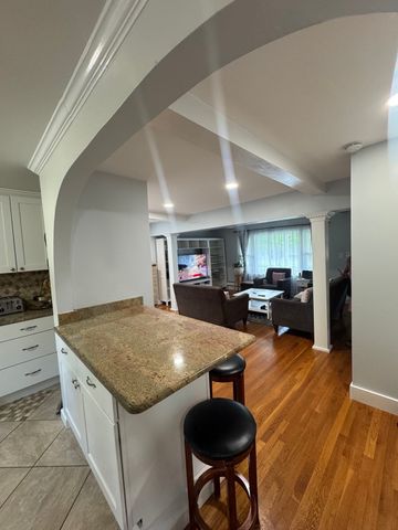128 Groton Road 1, Chelmsford, MA 01863