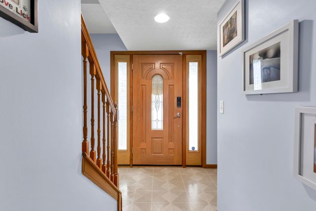 1730 Fern Trail Drive, Lancaster, OH 43130