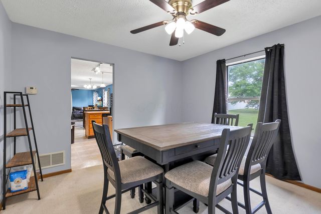 1730 Fern Trail Drive, Lancaster, OH 43130