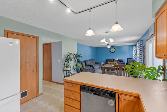 1730 Fern Trail Drive, Lancaster, OH 43130