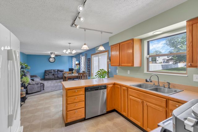 1730 Fern Trail Drive, Lancaster, OH 43130