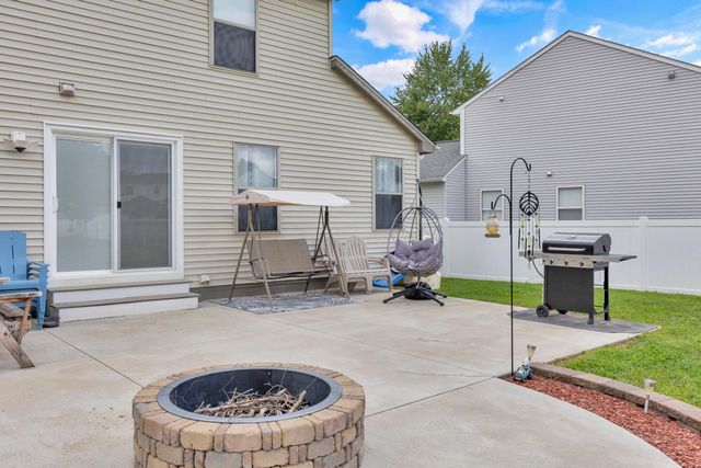 1730 Fern Trail Drive, Lancaster, OH 43130
